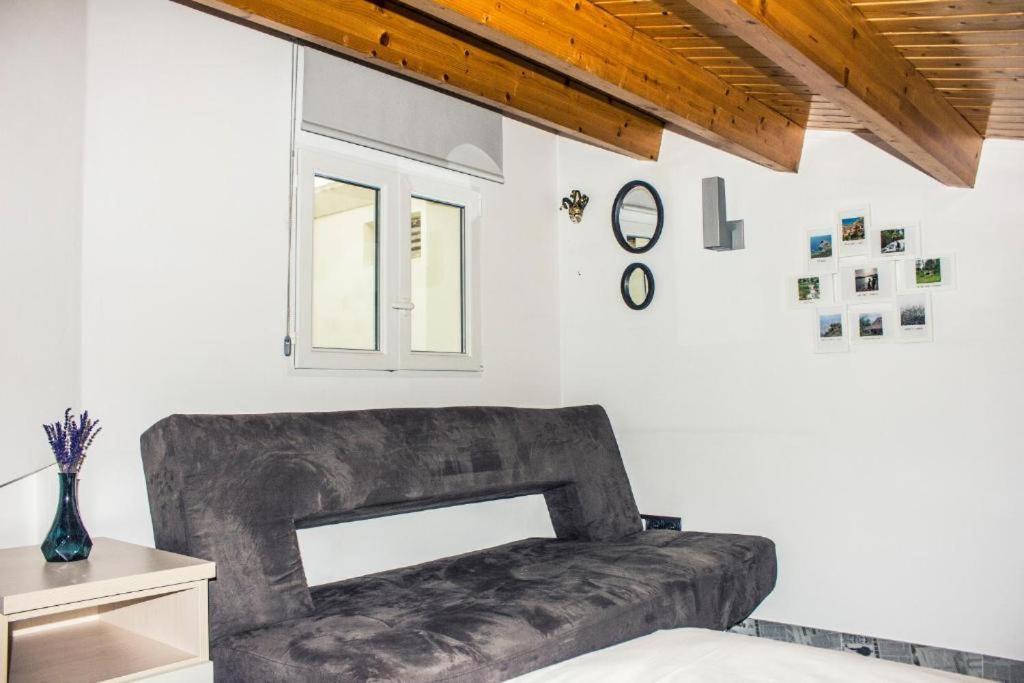 Apartamento Con Estilo Y Acogedor Sant Mateu Bagian luar foto