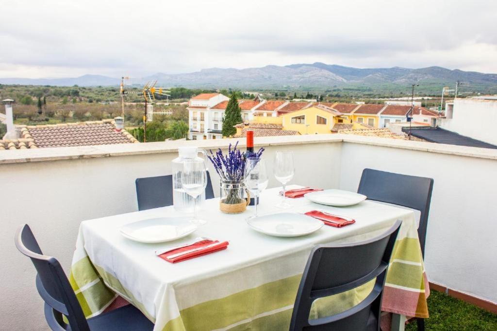 Apartamento Con Estilo Y Acogedor Sant Mateu Bagian luar foto